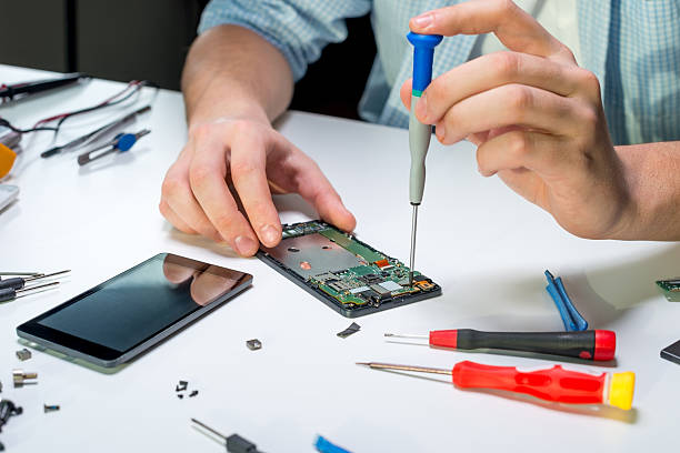 Smartphone Repair Tips to Help You Save Money!