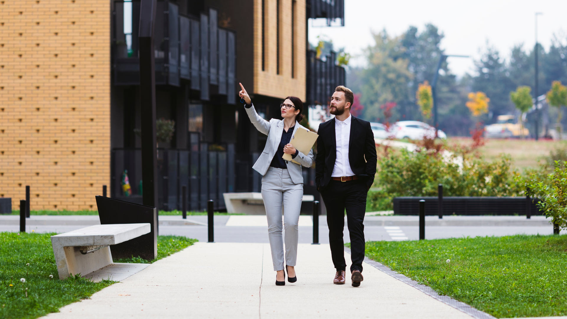 Role of Professional Real Estate Services
