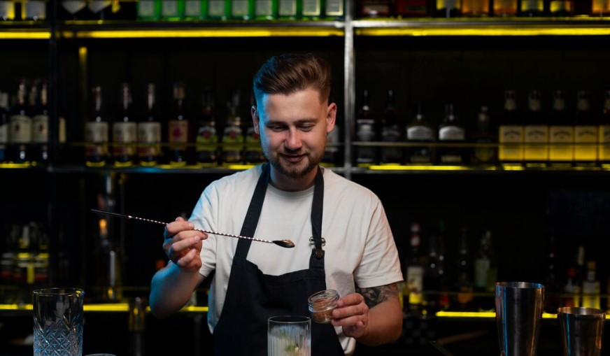 Bartender wear leather apron