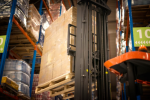 Pallet Truck and lift Manufacturers Powering Efficiency