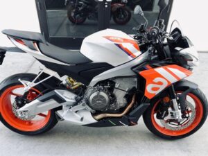 Aprilia Tuono 660