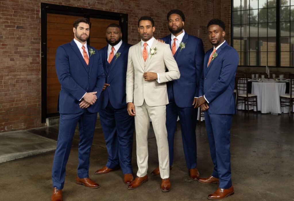 Tuxedo & Wedding Suit Rentals in Delaware
