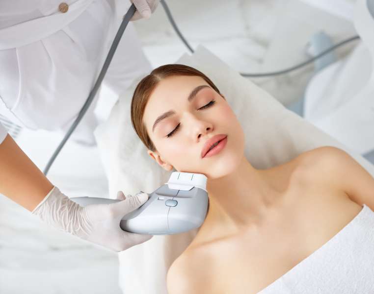 Tighten Skin With HIFU Treatment