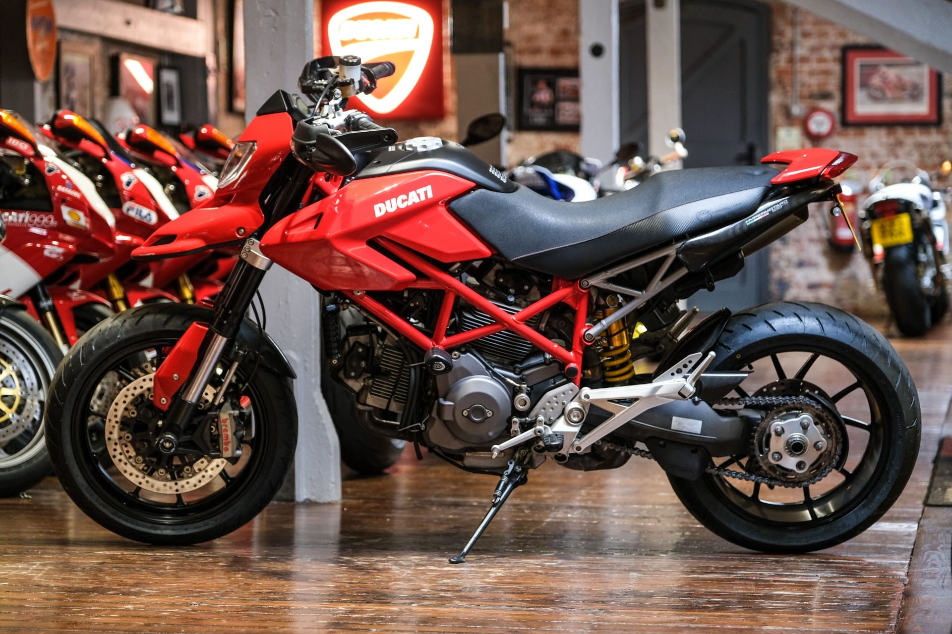 Ducati Hypermotard 1100 Evo