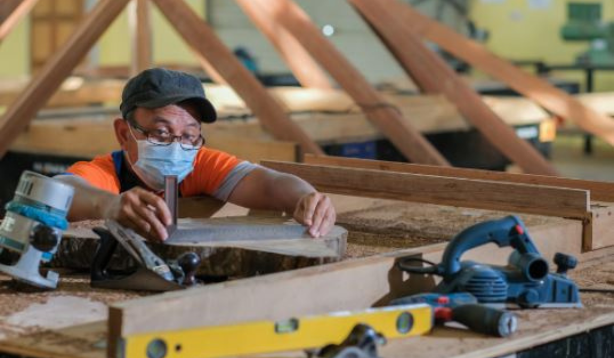 professional carpentry service in Marque