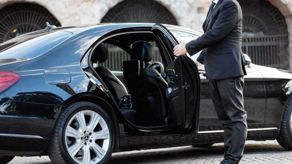 Black Car Service in Rogers Park AK