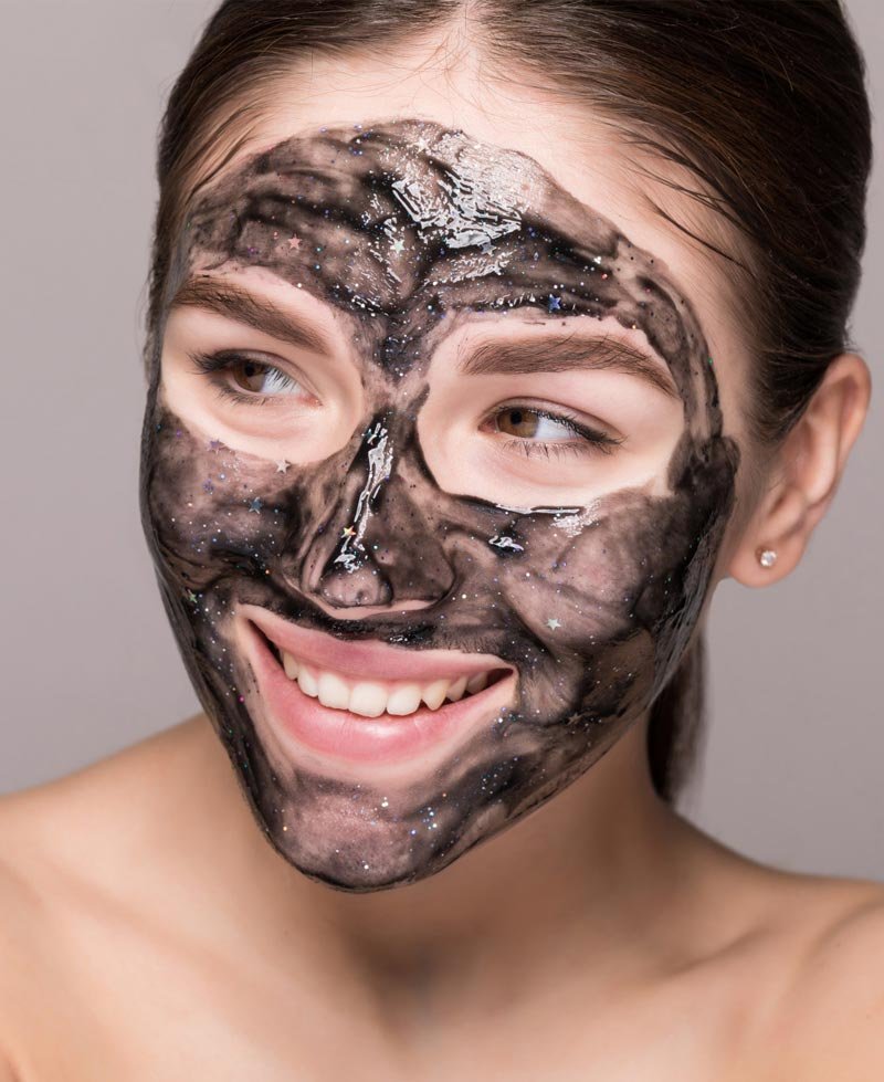 Say Goodbye to Oily Skin with Laser Carbon Peel