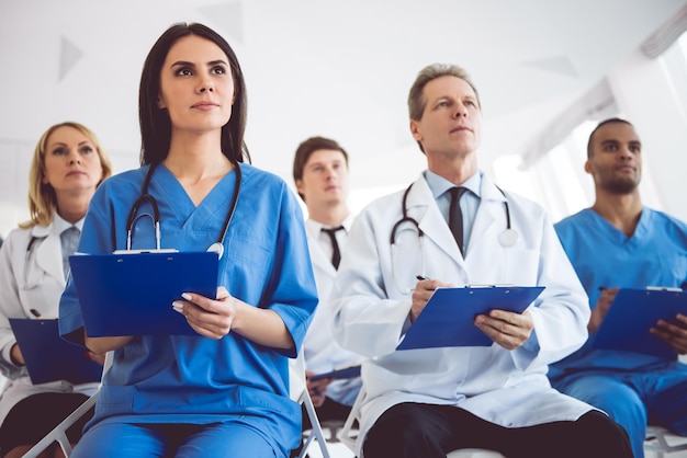 Can Telemedicine Recommend a Doctor Home Visit in Dubai?
