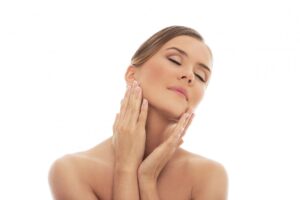 Patient Care and Recovery Tips for Facelift in Riyadh